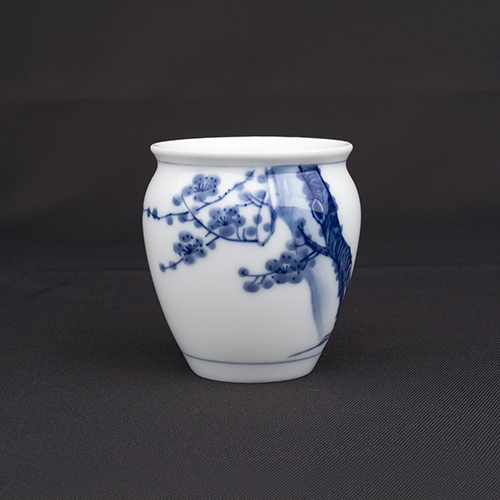 手繪青花-美人肩杯［梅花］